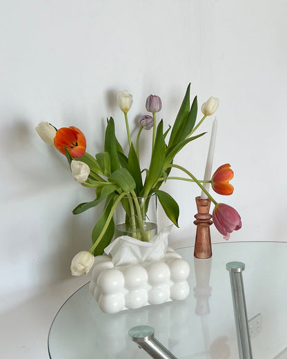 Tranquil Tulips En Masse - Mixed Colours