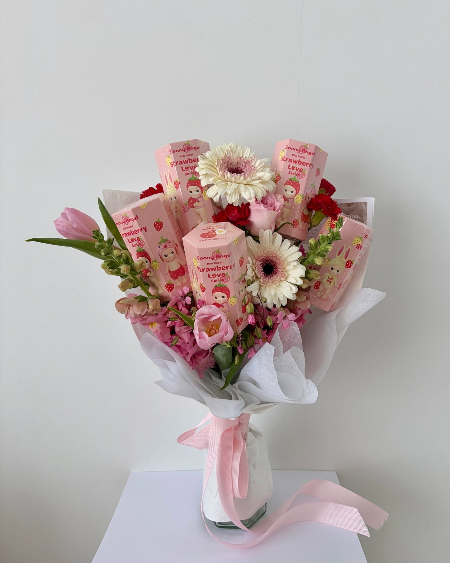 Sonny Angel Valentine’s Day Bouquet (Limited Edition)