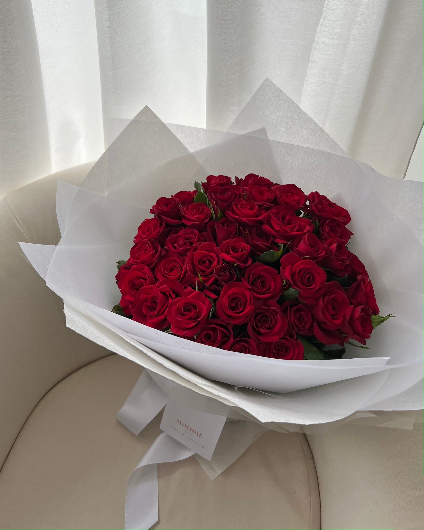 Roses En Masse Red Bouquet Moodie Studios Premium Fresh Flowers Melbourne Florist