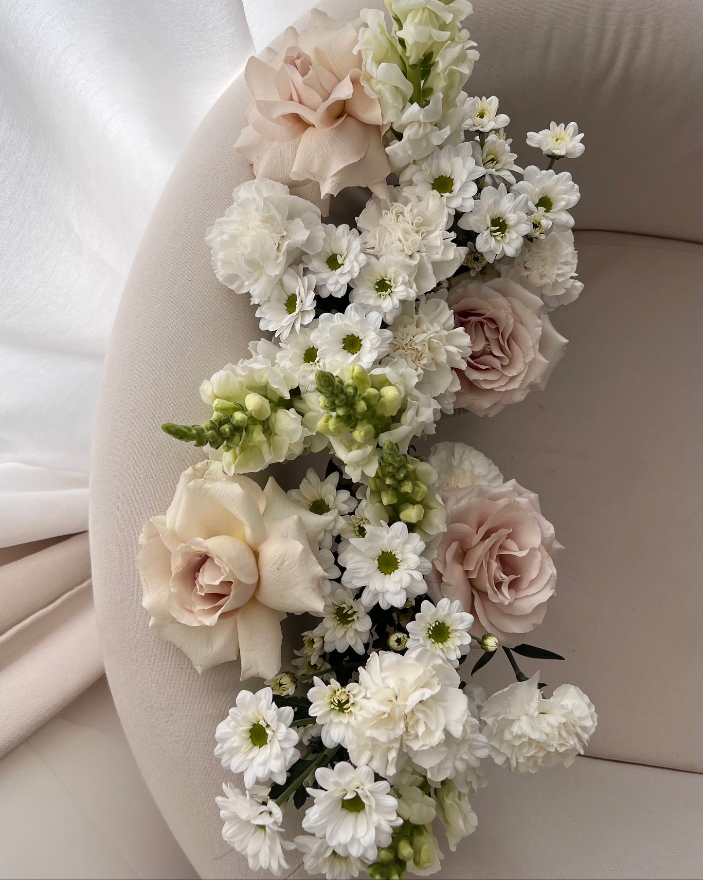 Table Flower Clouds + Bud Vases